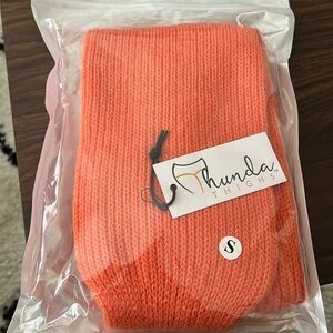 Coral Blush- short socks